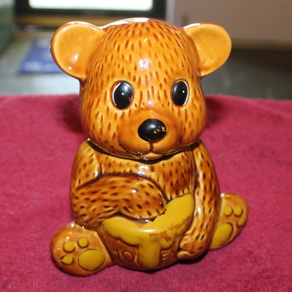 Vintage Ceramic Honey Bear Pot